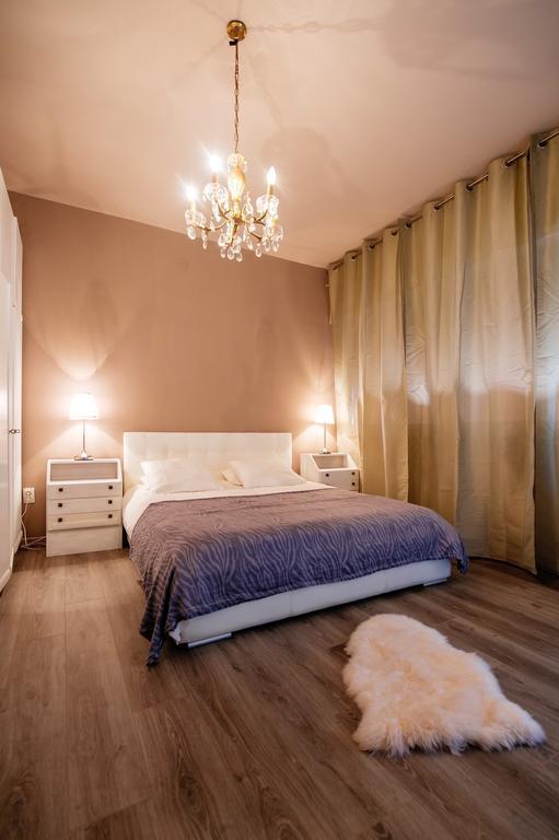 Golden Bridge Apartment With Private Parking ซาดาร์ ห้อง รูปภาพ